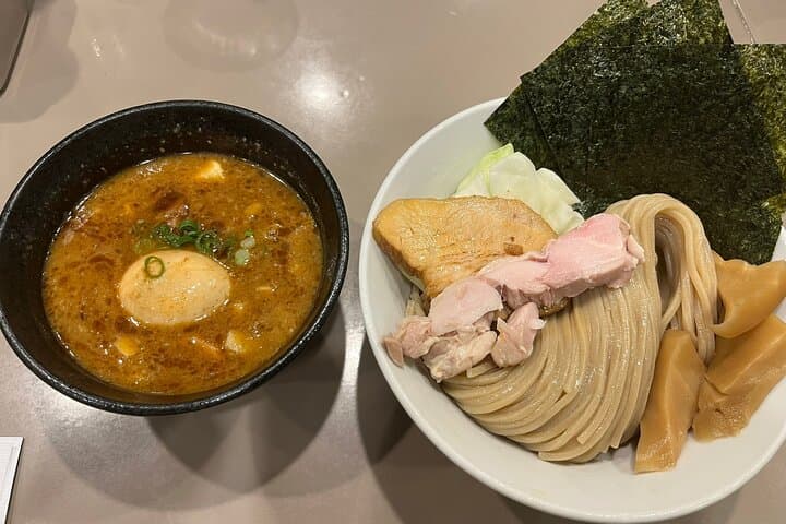 Shinjuku and Shibuya Walking Tour Tokyo Streets and Local Dining — photo 7