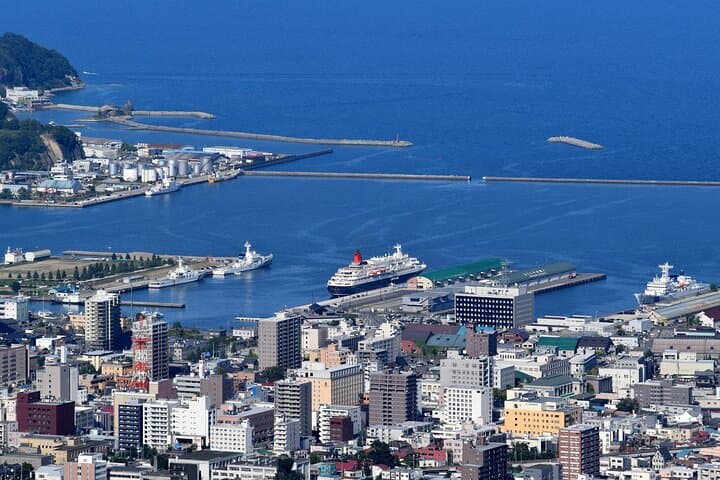 Private Customizable walking Tour in Otaru — photo 20