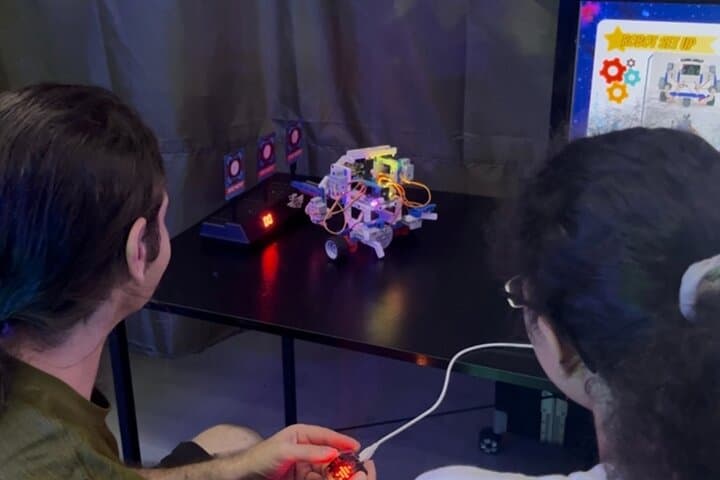 Giant Robot Boarding and Piloting Experience in Tokyo — photo 6