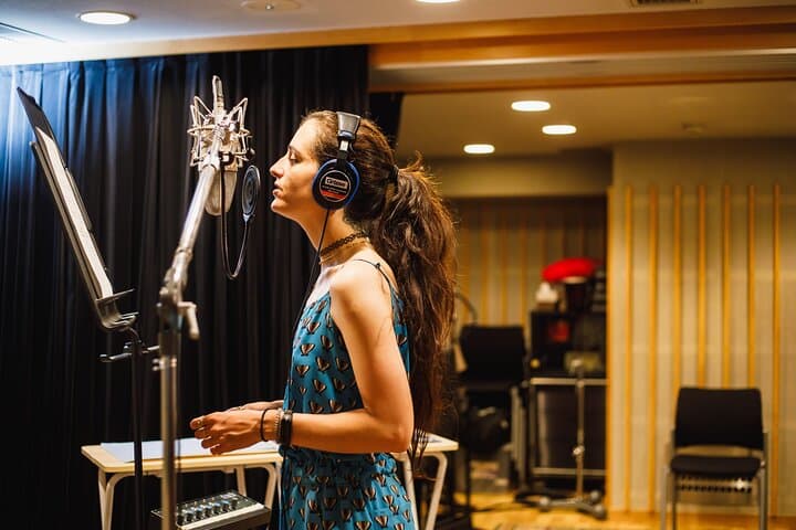 Osaka Professional Vocal Recording of Japanese Anime Songs — photo 11