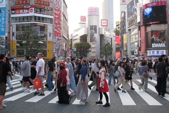 Official Tokyo Shibuya : KIMONO Dressed EV-Go Kart Activity Tour — photo 8
