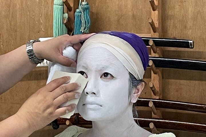 Authentic Kabuki Transformation & Mini Performance at Aioiza Gifu — photo 10
