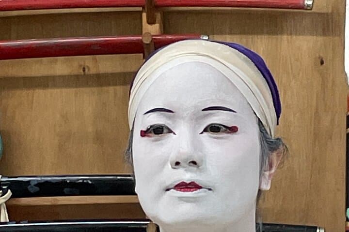 Authentic Kabuki Transformation & Mini Performance at Aioiza Gifu — photo 11