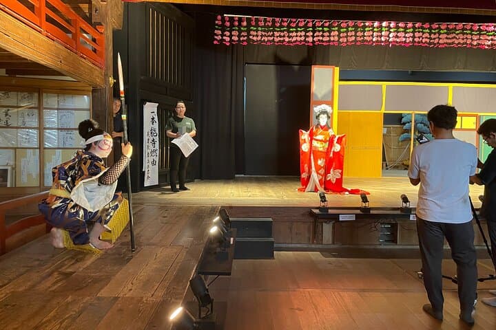 Authentic Kabuki Transformation & Mini Performance at Aioiza Gifu — photo 18