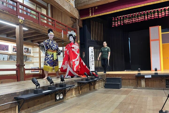 Authentic Kabuki Transformation & Mini Performance at Aioiza Gifu — photo 19