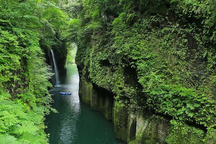 Takachiho Gorge and Mount Aso Scenic Day Tour