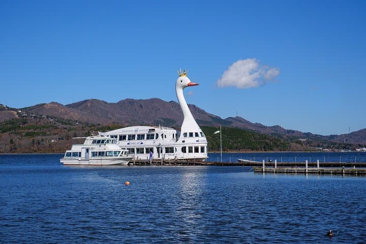 Mt. Fuji & Hakone Tour Lake Ashi, Owakudani & Ropeway Adventure — photo 5