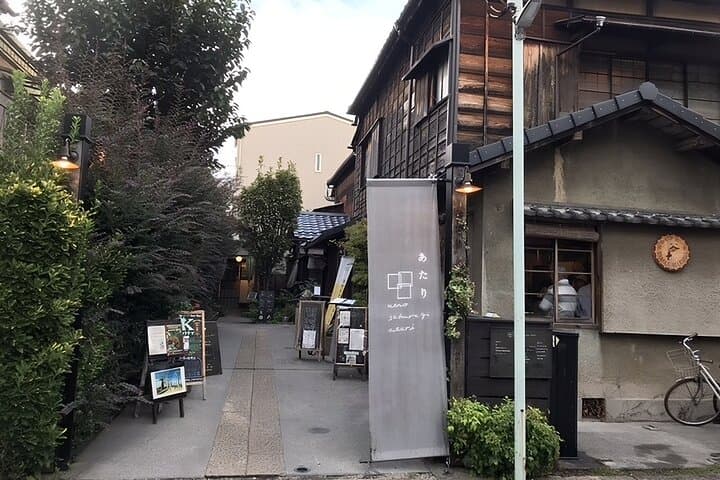 Join Tokyo Calligraphy Art Experience — photo 8