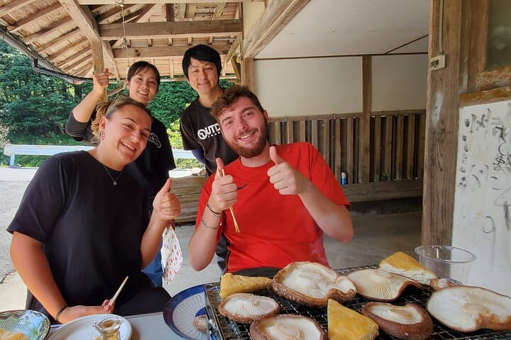 Oita: Shiitake Mushroom Farm Tour & Tasting — photo 10