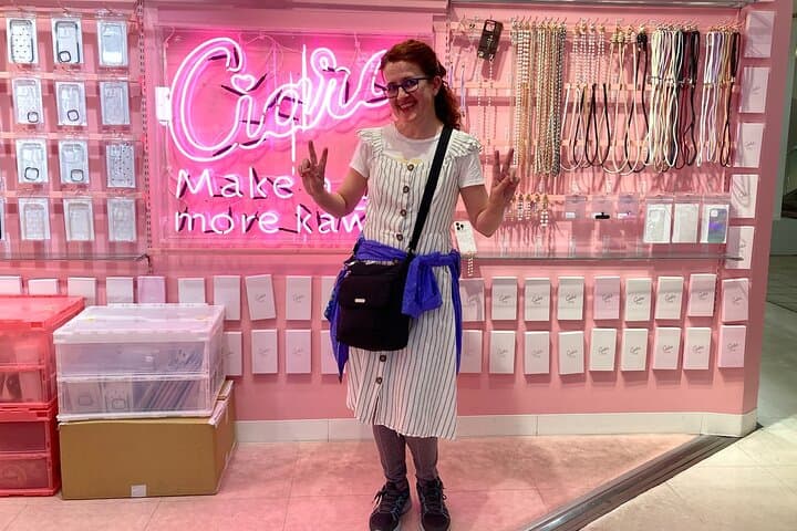 Harajuku Private Tour: Kawaii Fashion & Animal Cafe Included — photo 11