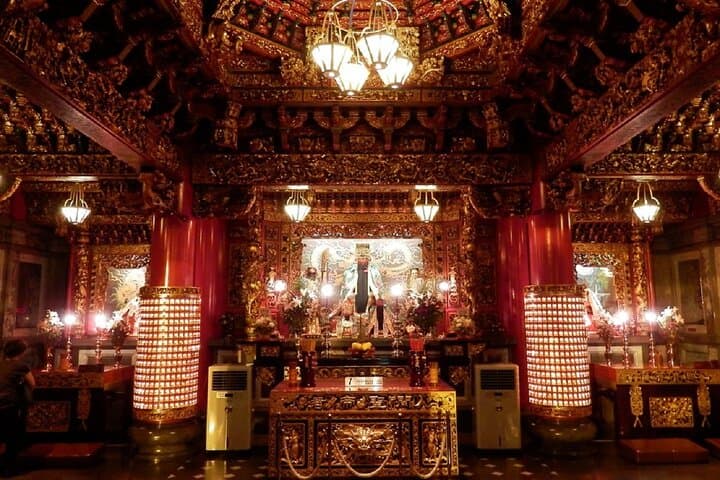 Yokohama Walking Tour Chinatown Temples and Bayside — photo 7