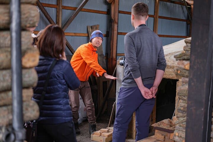 Tea Ceremony Charcoal Kiln Visit and Coffee Time in Uchiko Town — photo 8