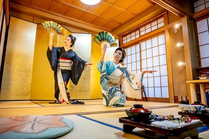 Kabuki Experience and Japanese Fine Dining Tour — photo 7