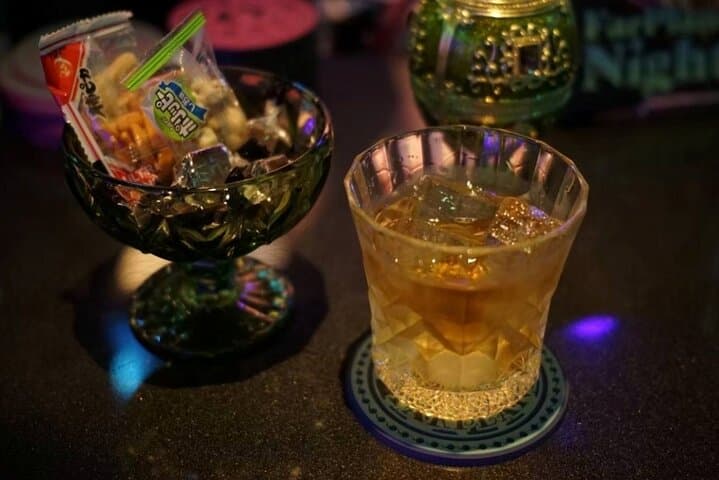 Osaka Farplane Parco Bar Admission Ticket with Drink for Foreign — photo 5