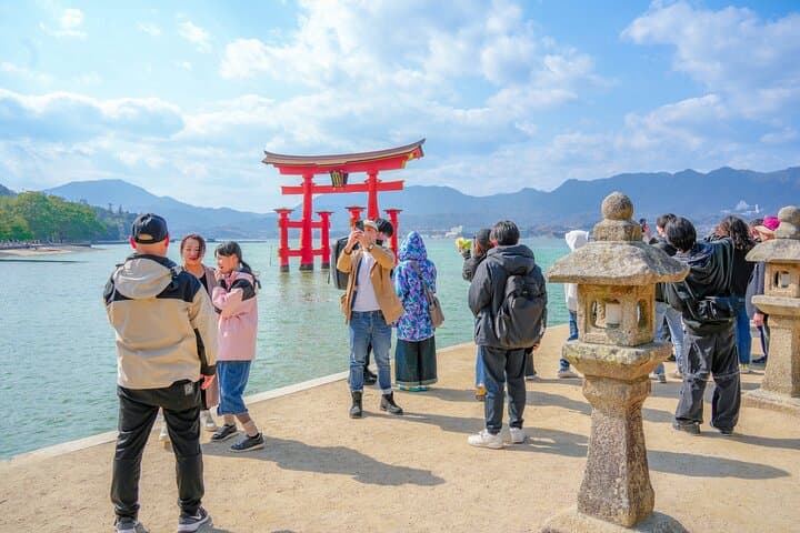 Hiroshima and Miyajima Full-Day Tour from Kyoto by Bullet Train — photo 17