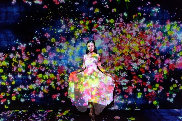 Tokyo: teamLab Planets & Toyosu Fish Market Guided Tour — photo 2