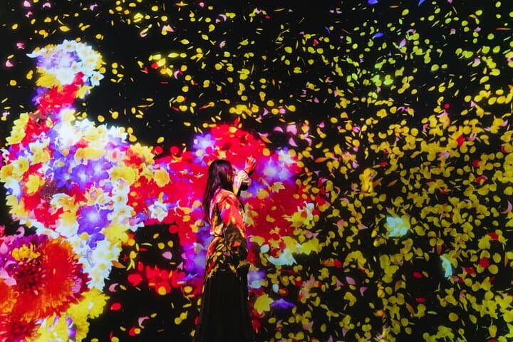 Tokyo: teamLab Planets & Toyosu Fish Market Guided Tour — photo 3
