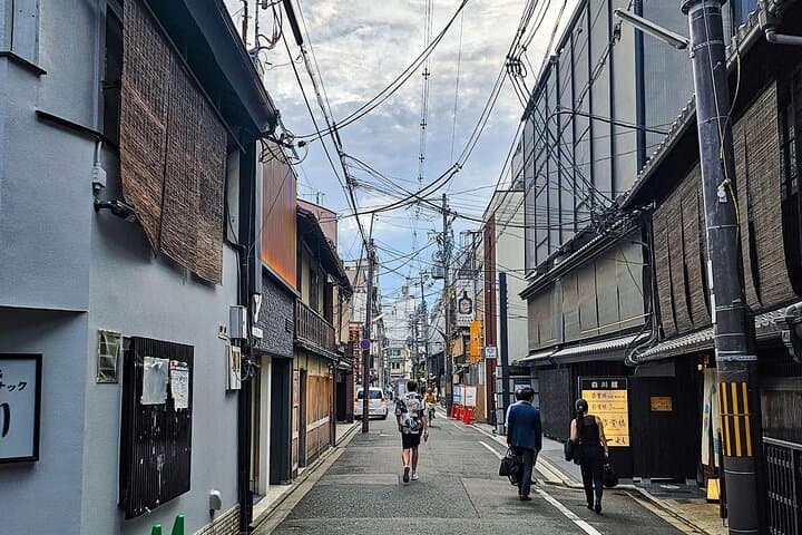 Kyoto Gion Night Guided Walking Tour for 3 Hours — photo 7