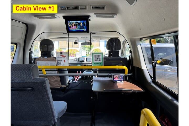 Accessible Haneda Airport Transfer with English-speaking Driver — photo 3