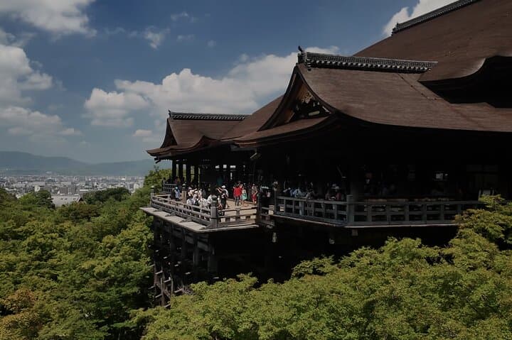 Cinematic Portrait Film Experience in Kyoto with Local Filmmaker — photo 6