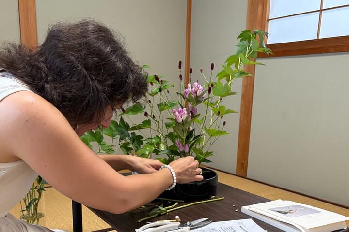 Ikebana Floral Design Workshop in Kyoto — photo 5