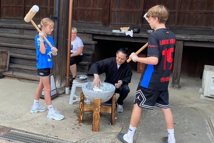 Takayama Mochi Making Experience in a Buddhist Temple — photo 17