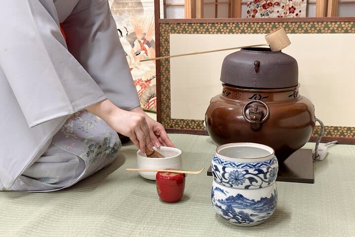 Osaka Shinsaibashi: Authentic Japanese Tea Experience — photo 2