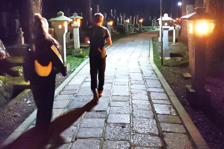 Koyasan: Sacred Silence of Okunoin at Dawn and After Dark — photo 9