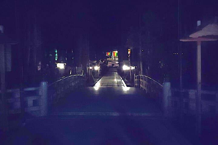 Koyasan: Sacred Silence of Okunoin at Dawn and After Dark — photo 11