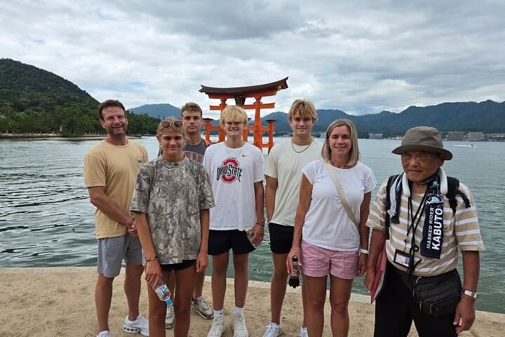 Hiroshima Peace Museum and Miyajima Private Tour — photo 2