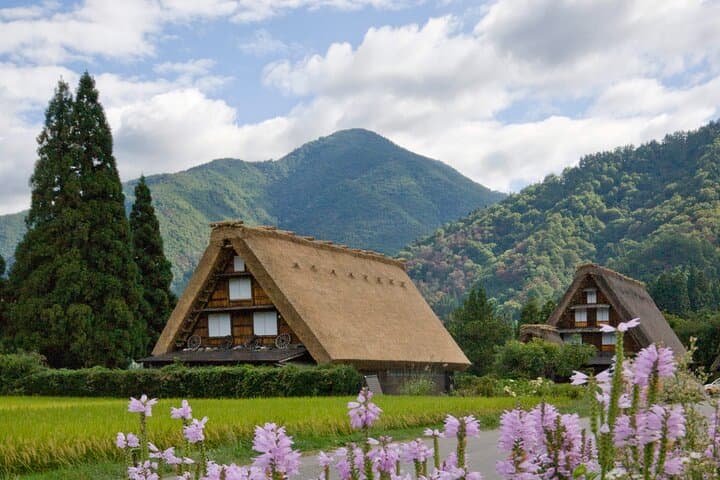 Shirakawago & Hida Takayama One Day Bus Tour from Nagoya — photo 7