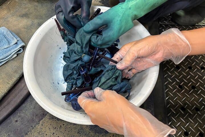 Indigo Dyeing Experience in Kawasaki — photo 6