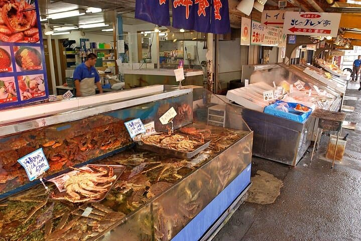 Sapporo Day Trip: Market, Okurayama, Shiroi Koibito & Otaru Canal — photo 8