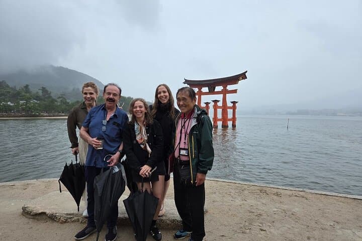 Hiroshima Peace Museum and Miyajima Private Tour — photo 3
