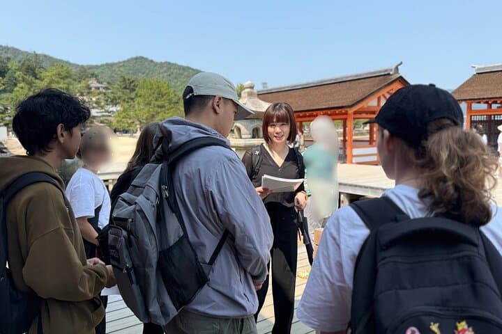 Miyajima Guided Tour and Fresh Oyster Farm Tour — photo 2