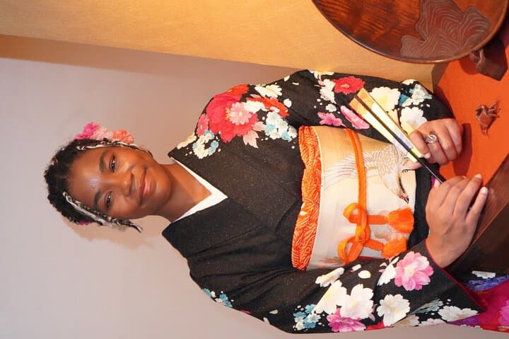 Private Kimono and tea ceremony at local home near Tokyo Disney — photo 10