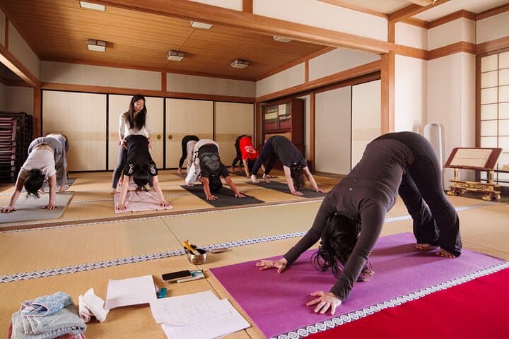 Sacred Temple Yoga Experience in Japan — photo 15