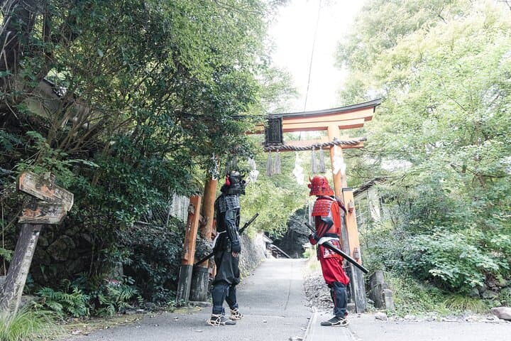SHOGUN WALKER: Walk Kyoto as a Samurai (Armor Rental) — photo 7