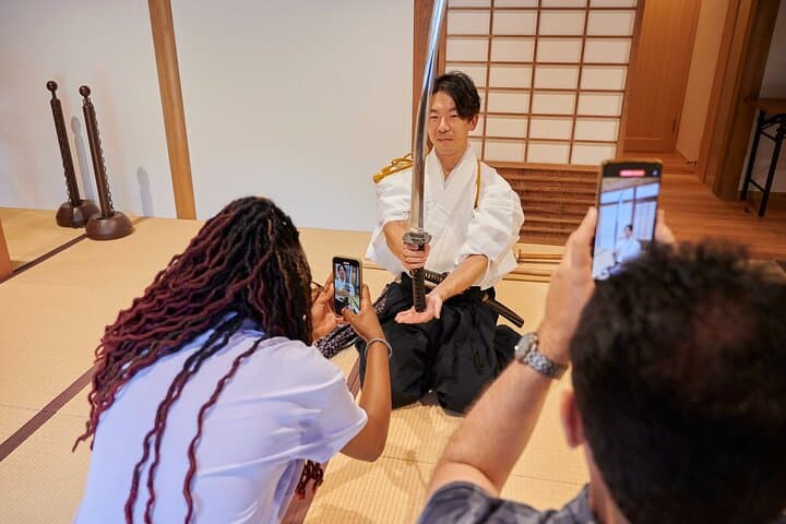 Osaka: Samurai Sword Experience at Historic Kōzu Shrine — photo 19