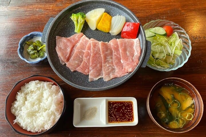 Shirakawago & Takayama Bus Tour from Nagoya w/Optional Lunch — photo 16