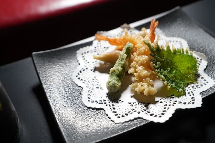 Osaka Umeda: PICCADILLY DINNER SHOW&NIGHTCLUB with Tasting — photo 15