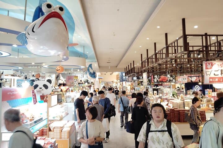 Wakayama: Explore Japan’s Seafood Culture at Toretore Market — photo 5