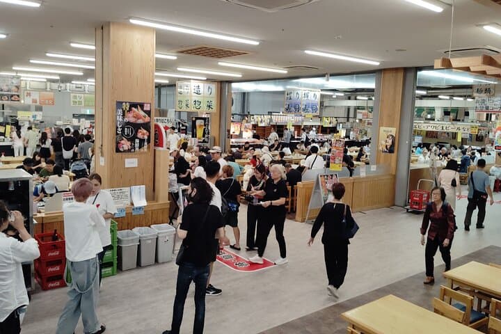 Wakayama: Explore Japan’s Seafood Culture at Toretore Market — photo 6