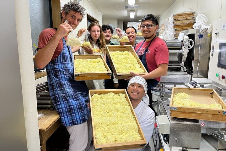 Yokohama Ramen Adventure near Tokyo: From Factory to Home Cooking — photo 7