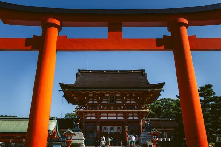 Kyoto Morning Tour Fushimi Inari Shrine and TeamLab Bio-Vortex — photo 4
