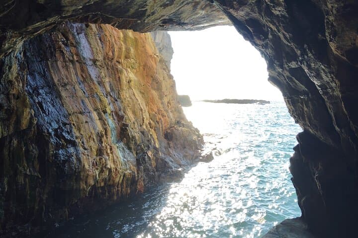 Wakayama: Sandanbeki and Senjojiki Scenic Coast Tour — photo 6