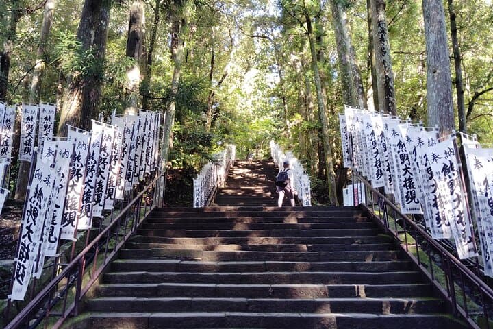 Wakayama: Walk the Kumano Kodo to Kumano Hongu Taisha — photo 6