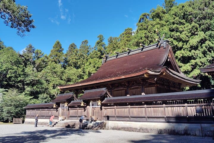 Wakayama: Legends and Purification at Kumano Hongu Shrine — photo 7