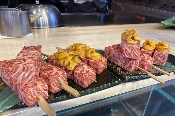Tokyo: Tuna Auction at Toyosu & Tsukiji Food Walking Tour — photo 11