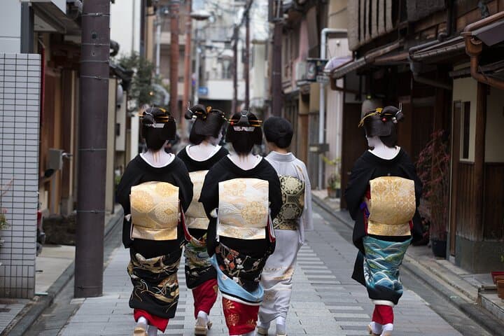 Kyoto Gion Cultural Walk with Geisha Traditions Explained — photo 7